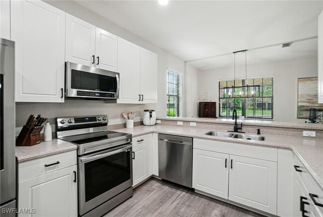 Building Photo - 7585 Bristol Cir