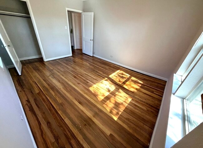 Building Photo - 2838 W French Pl