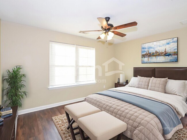 Building Photo - 10249 Sterling Ridge Dr