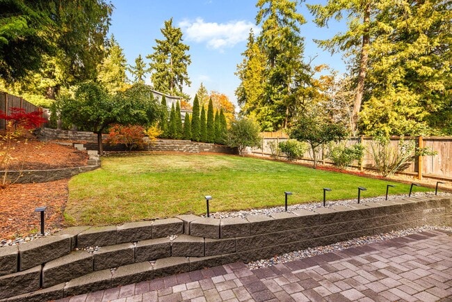 Building Photo - 11722 NE 112th St