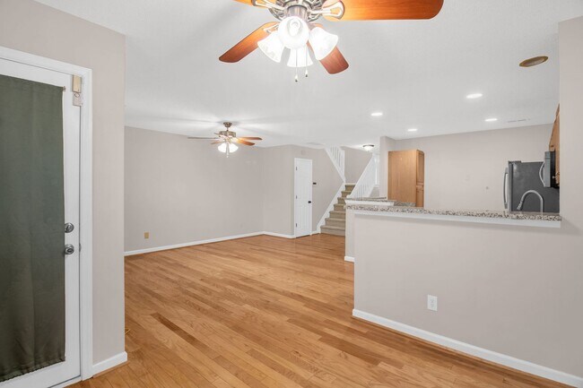 Building Photo - Keswick Place Townhome