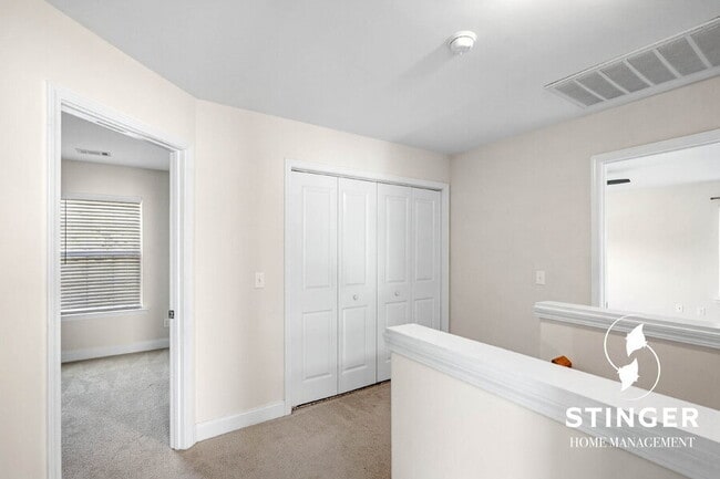 Building Photo - 1216 Hearthstone Dr