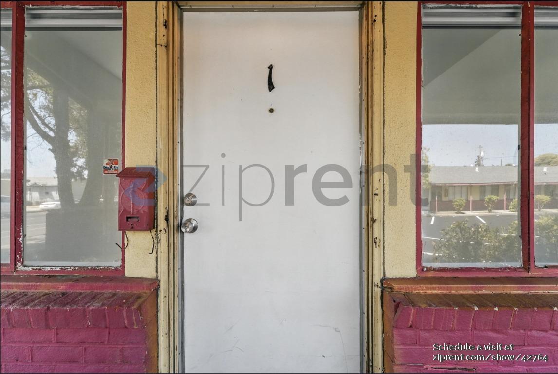 Building Photo - 139 W 18th St