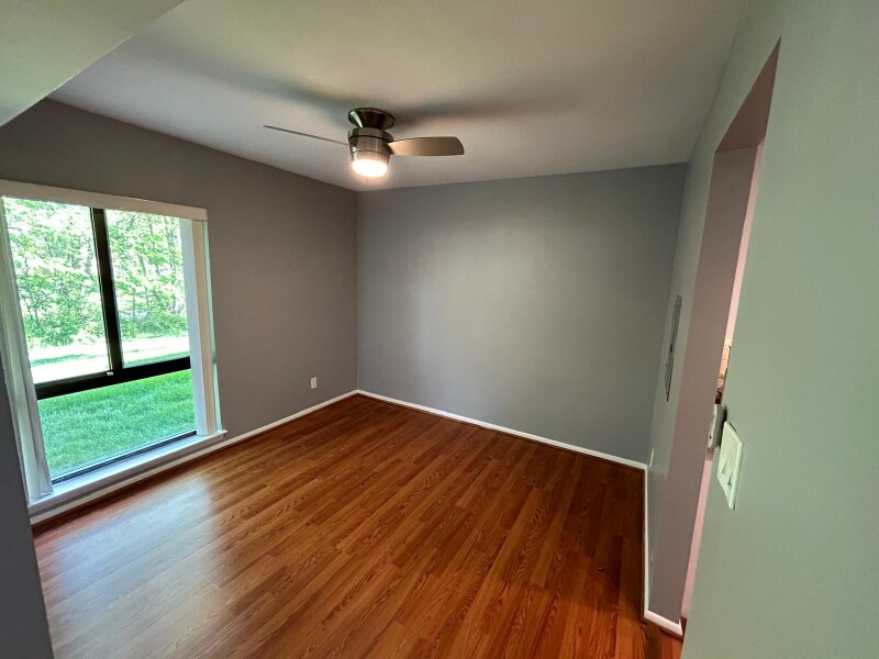 Building Photo - 6001 Majors Ln