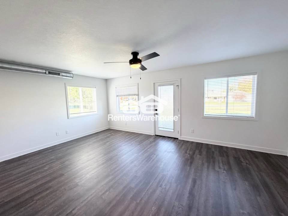 Building Photo - 2103 Willis Ave