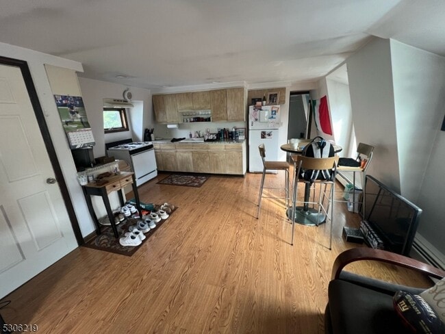 Building Photo - 36 Central Ave