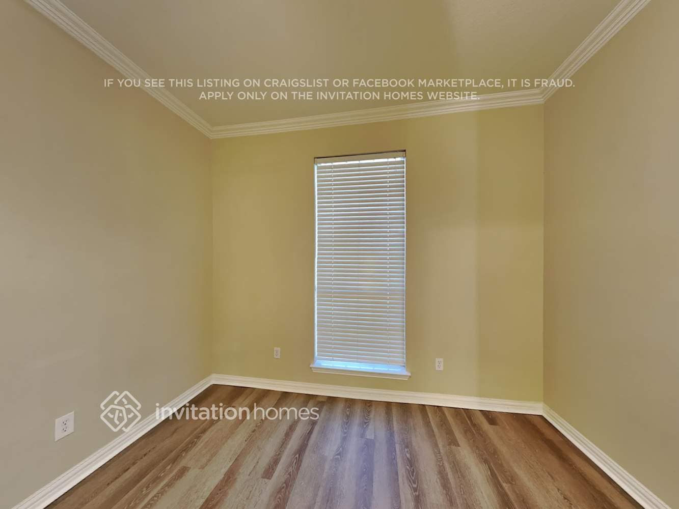 Building Photo - 2206 Kingsley Dr