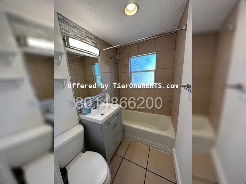 Building Photo - Move-in special: $500 off First months rent