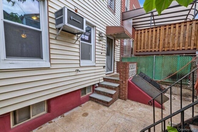 Building Photo - 61-46 56th St