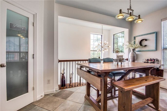 Building Photo - 1503 Biltmore Ln