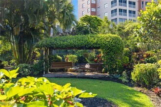 Building Photo - 14817 Laguna Dr