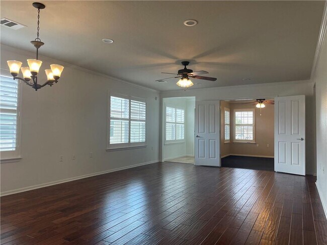Building Photo - 112 Garner Cove