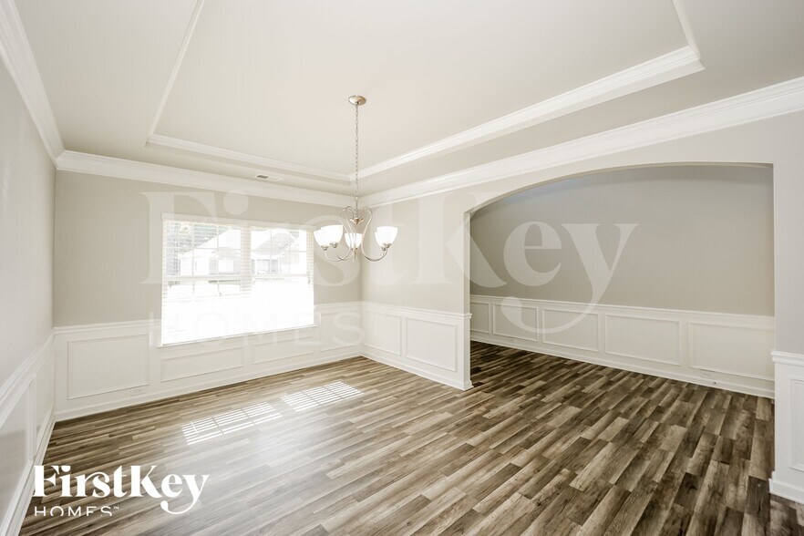 Building Photo - 330 Windpher Ridge