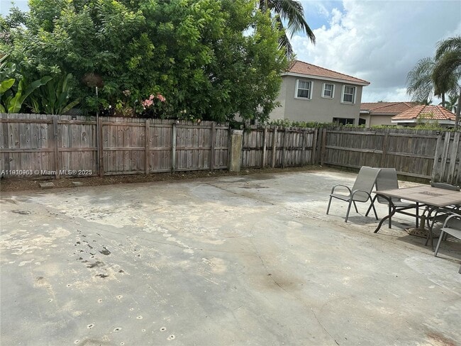 Building Photo - 9422 SW 162nd Path