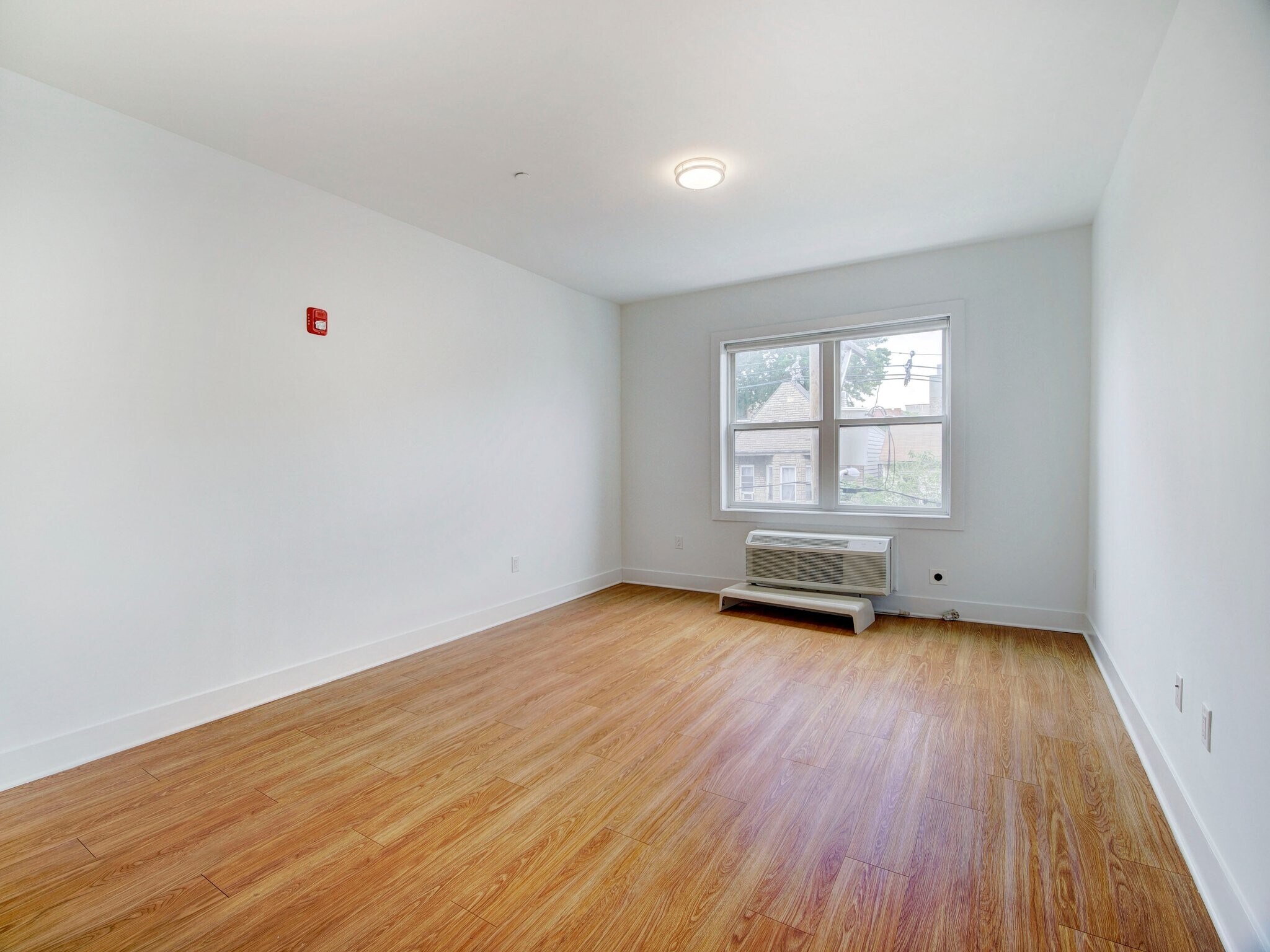 Building Photo - 429 Bergen Ave
