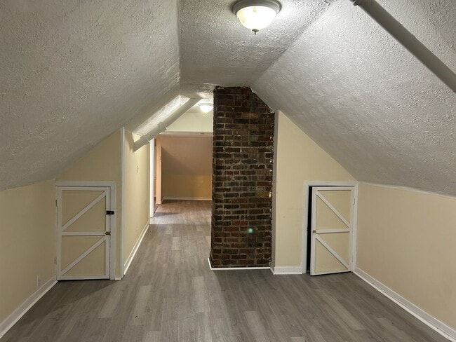 Building Photo - 2681 E 126th St