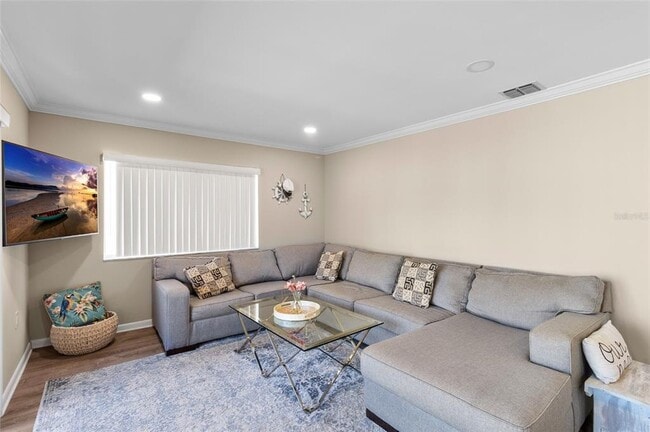 Building Photo - 1579 Greenlea Dr