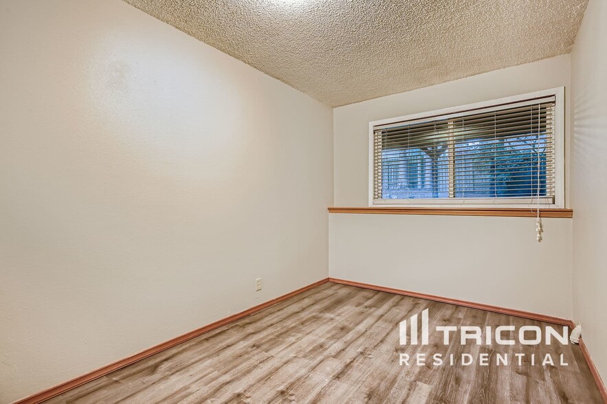 Building Photo - 515 SW 328th Ct