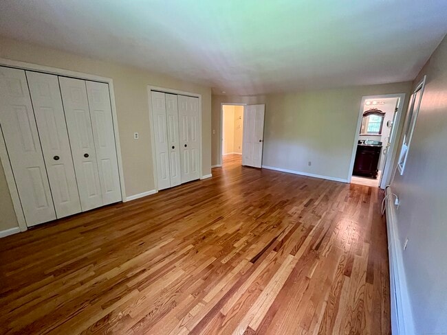 Building Photo - 25 Jade Tree Ln