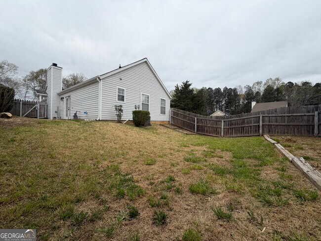 Building Photo - 2711 Highland Ridge NW