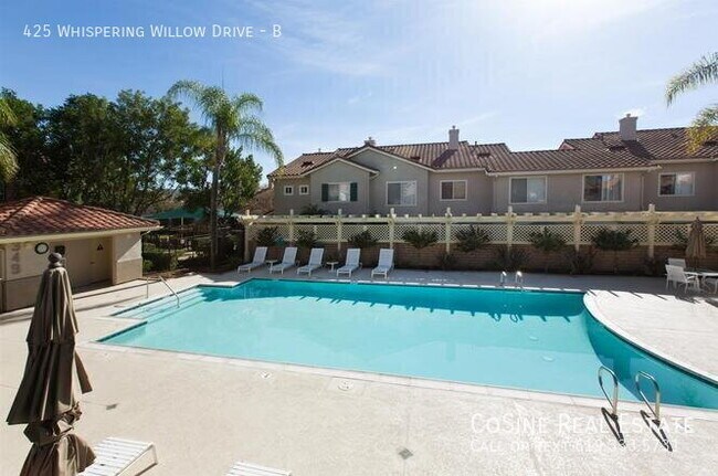 Building Photo - 425 Whispering Willow Dr