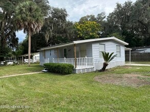 Building Photo - 1104 Harmony Dr N