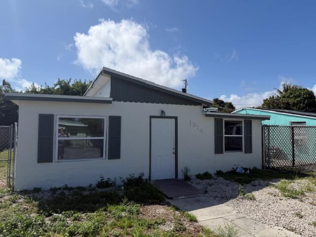 Building Photo - 1214 Highview Rd