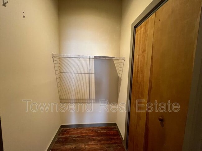 Building Photo - 159 Maxwell St