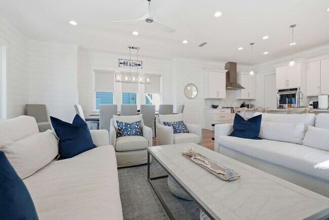 Building Photo - 419 Lakefront Dr