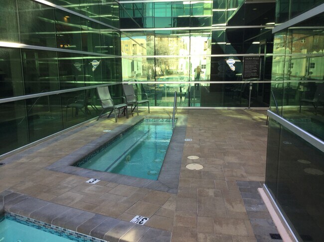 Building Photo - 38 E Serene Ave