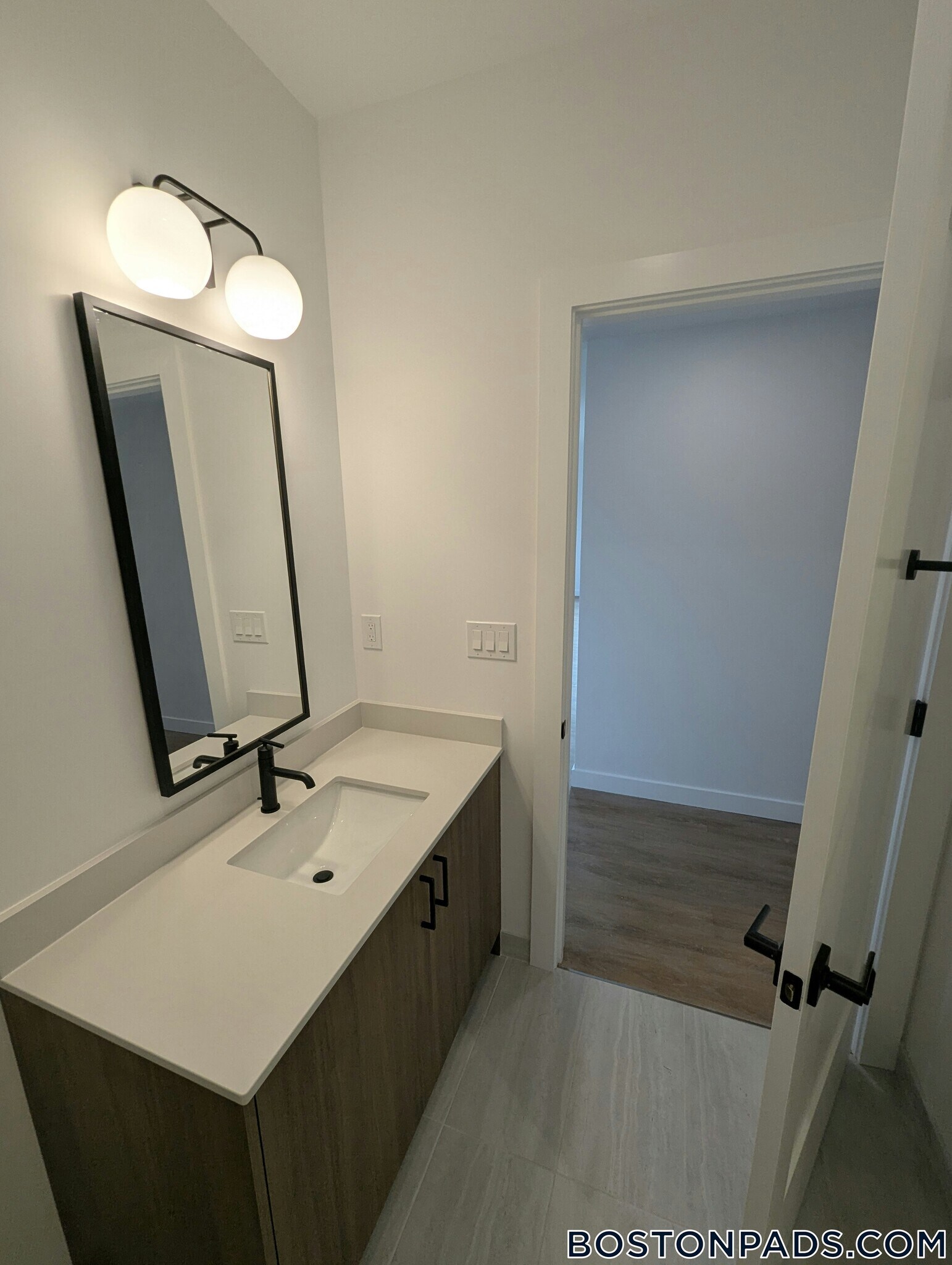 Building Photo - 199 Gardner St