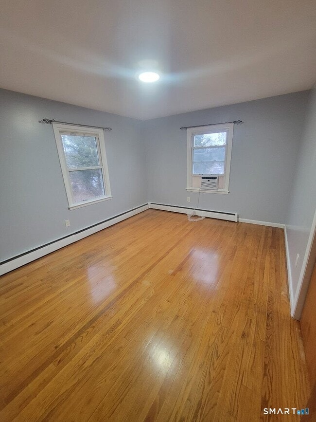 Building Photo - 94 Pullen Ave