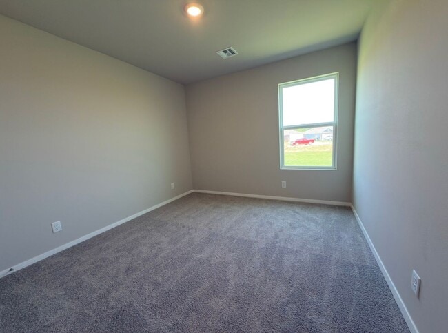 Building Photo - Newly Built 3 Bedroom House
