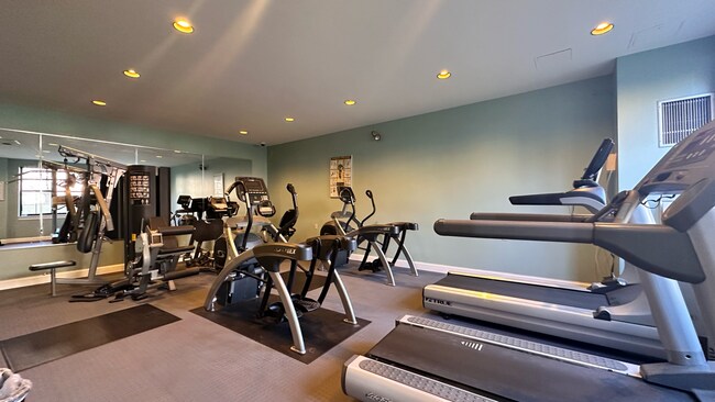 Building Photo - 627 Columbus Ave