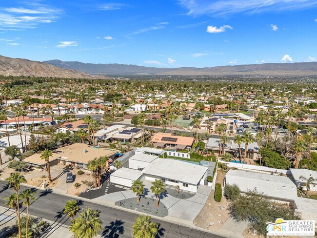 Building Photo - 73552 Feather Trail