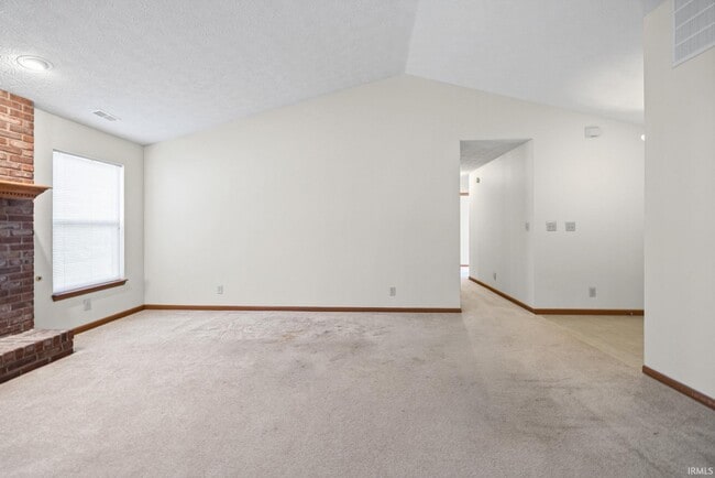 Building Photo - 116 N Furlong Dr