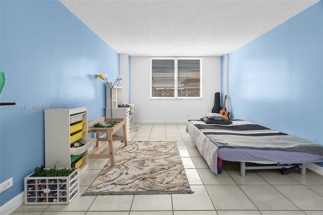 Building Photo - 251 174th St