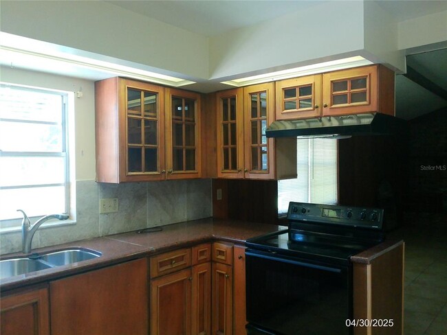 Building Photo - 209 Pinehurst Dr