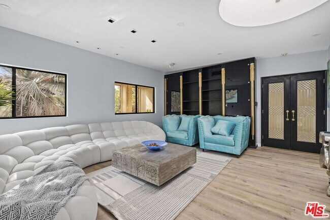 Building Photo - 9213 Warbler Way
