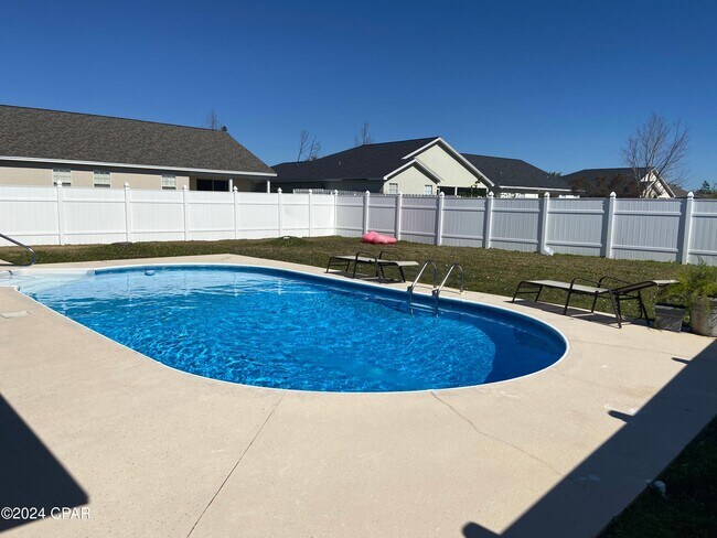 Primary Photo - 3603 Bay Tree Rd