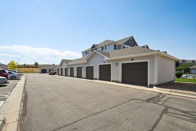 Building Photo - 15700 E Jamison Dr