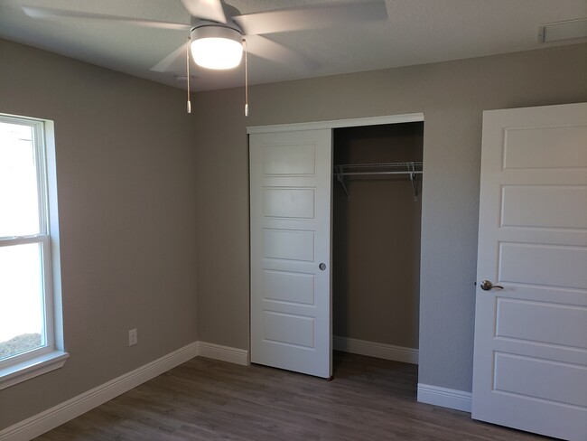 Building Photo - 7 Hemlock Run
