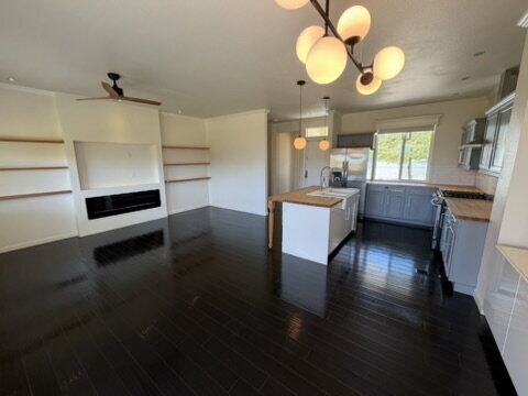 Building Photo - Beautiful Home in Stead!