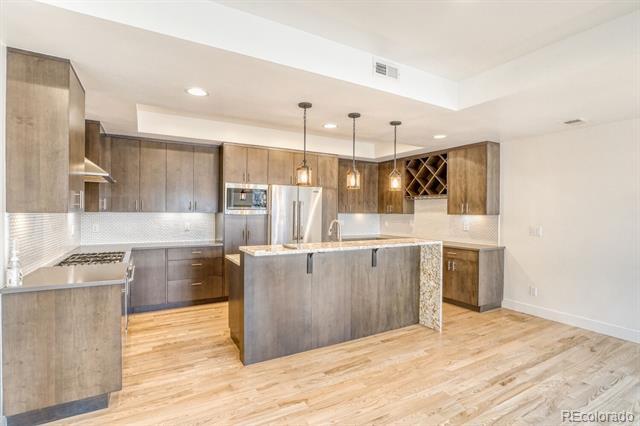 Building Photo - 1890 W 32nd Ave