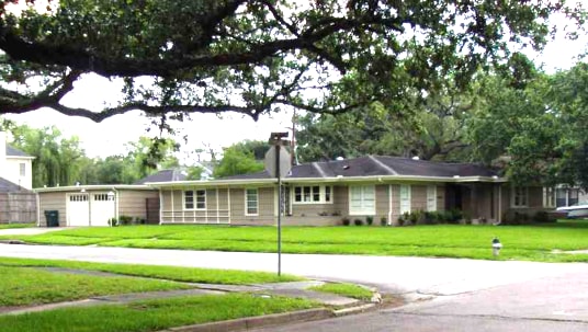 Building Photo - 2490 Harrison Ave