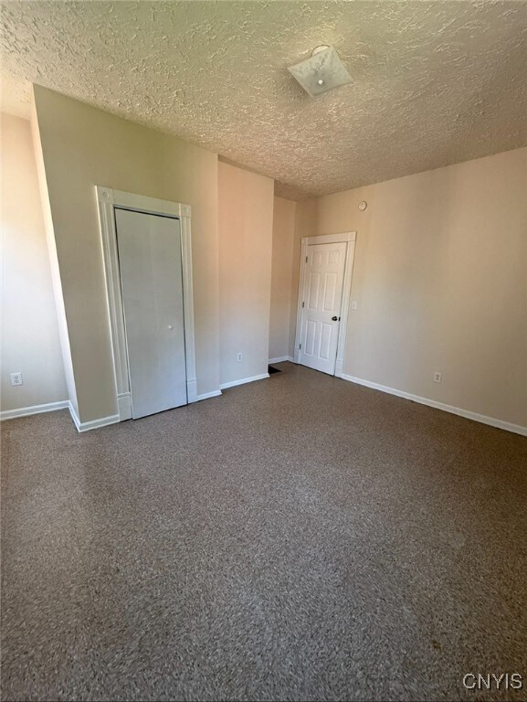 Building Photo - 302 Kellogg St