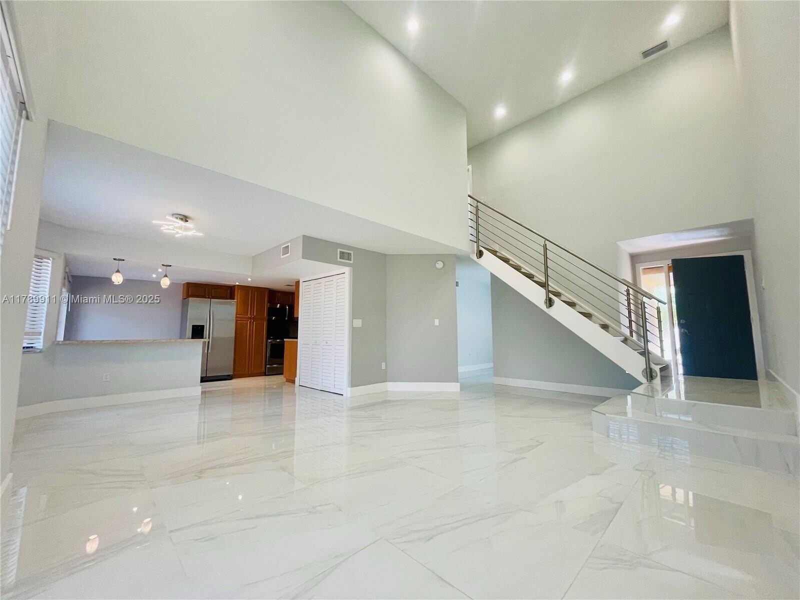 Building Photo - 11325 SW 9th Ct