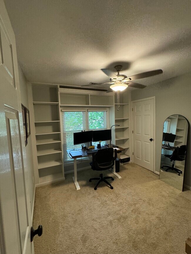Building Photo - 2550 Dilworth Heights Ln