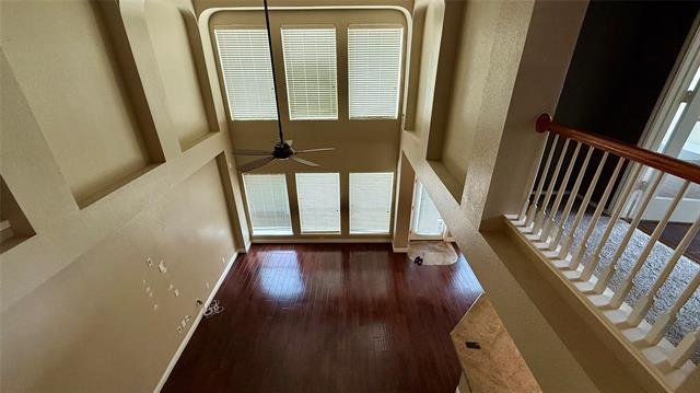 Building Photo - 1256 Logan Dr