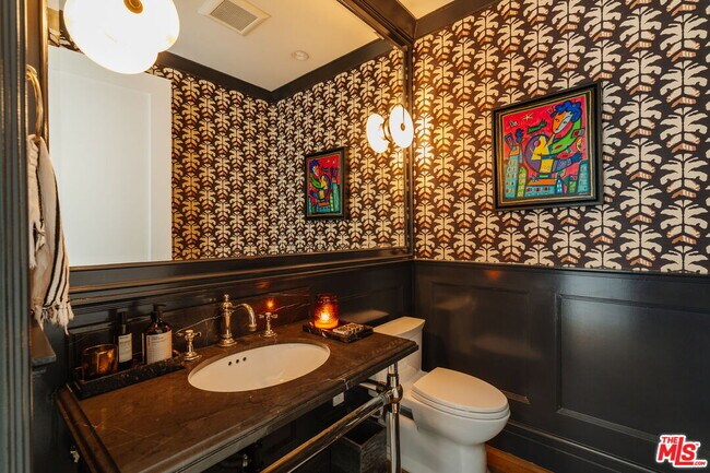 Building Photo - 957 Corsica Dr